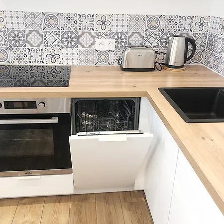 Le Petit Barbusse, Proche Centre Avec Netflix * Remeš